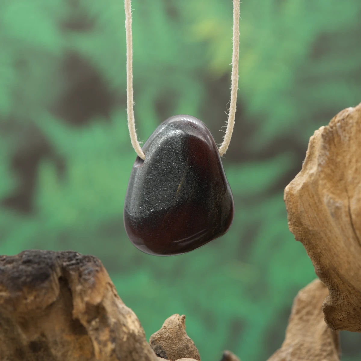 Dunkler Ancestralit – Erdung, Stärke und Verbindung zu den Ahnen.