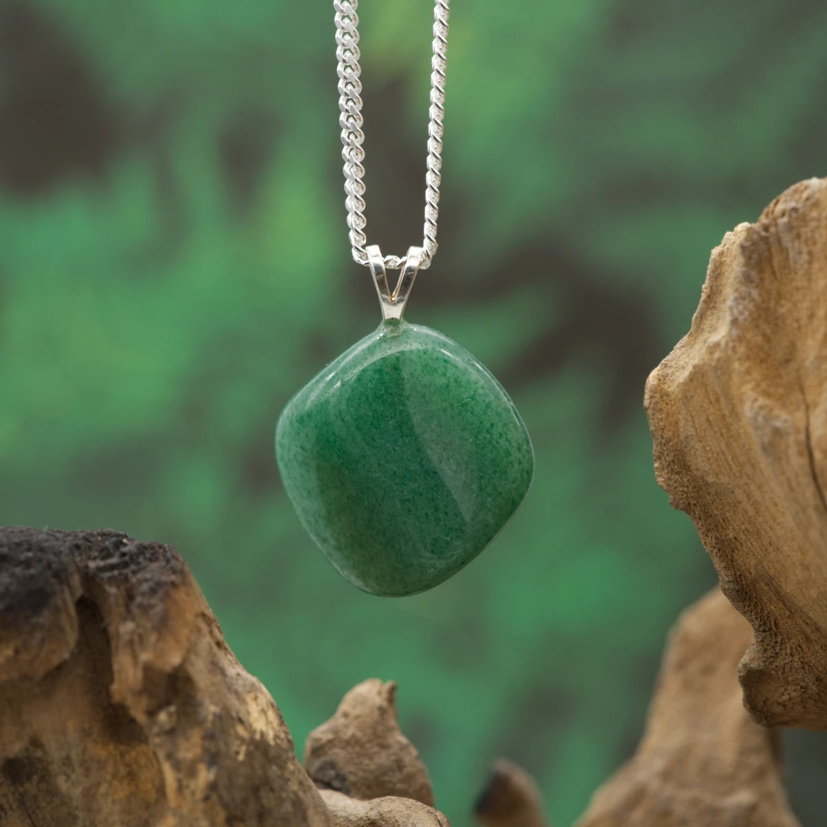 Grüner Aventurin-Anhänger – Glücksstein für Optimismus, Zuversicht und emotionales Gleichgewicht.