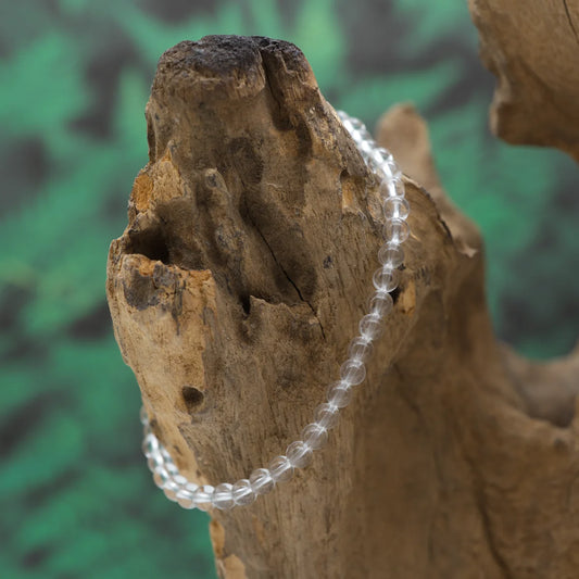 Edelstein-Armband aus 4 mm Bergkristall (1A) – klärt Energie und stärkt Vitalität.