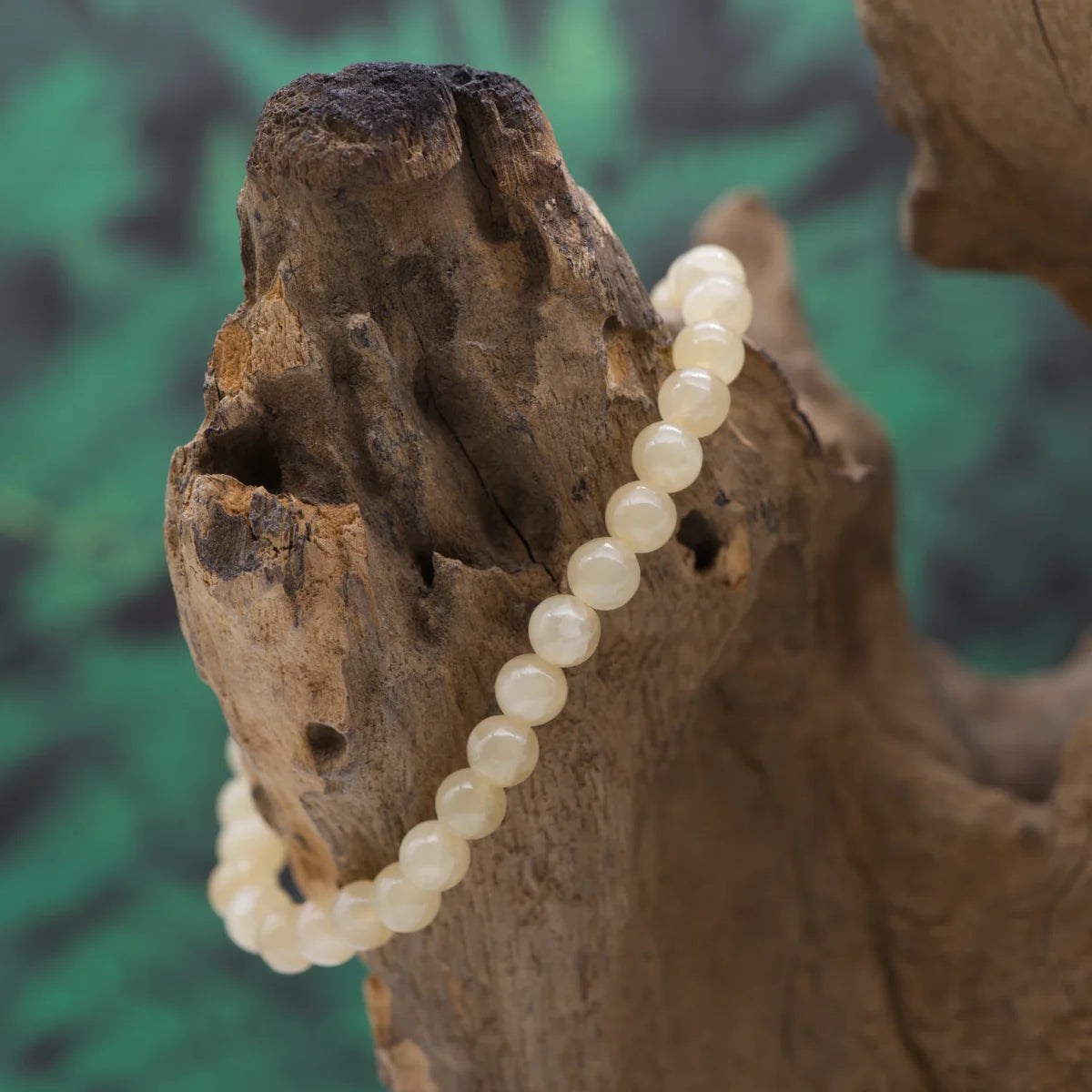 Edelstein-Armband aus 6 mm Orangencalcit – schenkt Vitalität und Wärme.