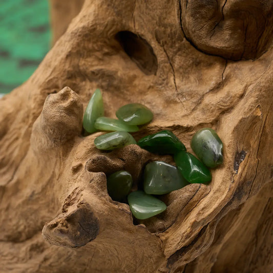 Tiefgrün – schenkt Harmonie und Schutz.