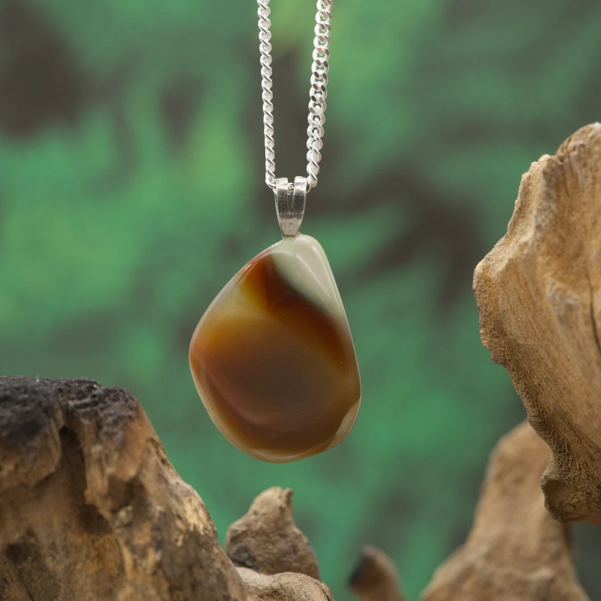 Imperialjaspis-Anhänger – Stein der Disziplin, Stärke und Stabilität.