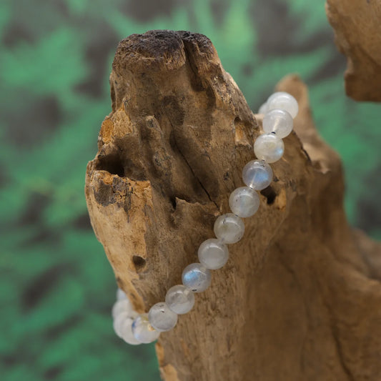 Edelstein-Armband aus 8 mm Labradorit-Perlen – stärkt Intuition und Schutz.