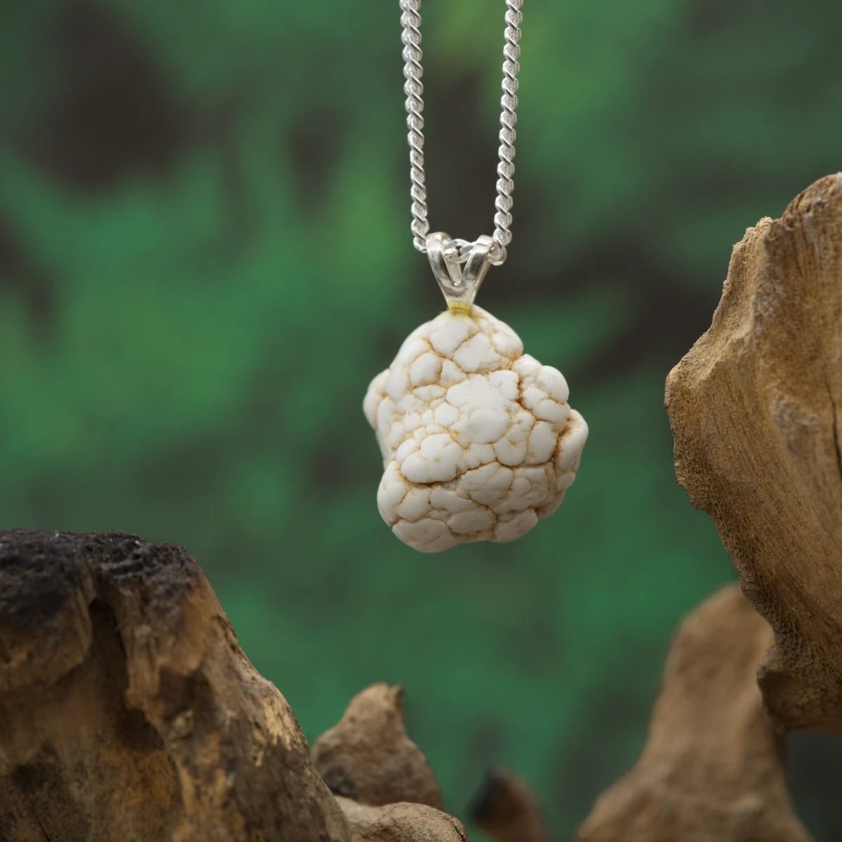 Natürliche Magnesit-Nuggets – Erdung, Ruhe und klare Gedanken.