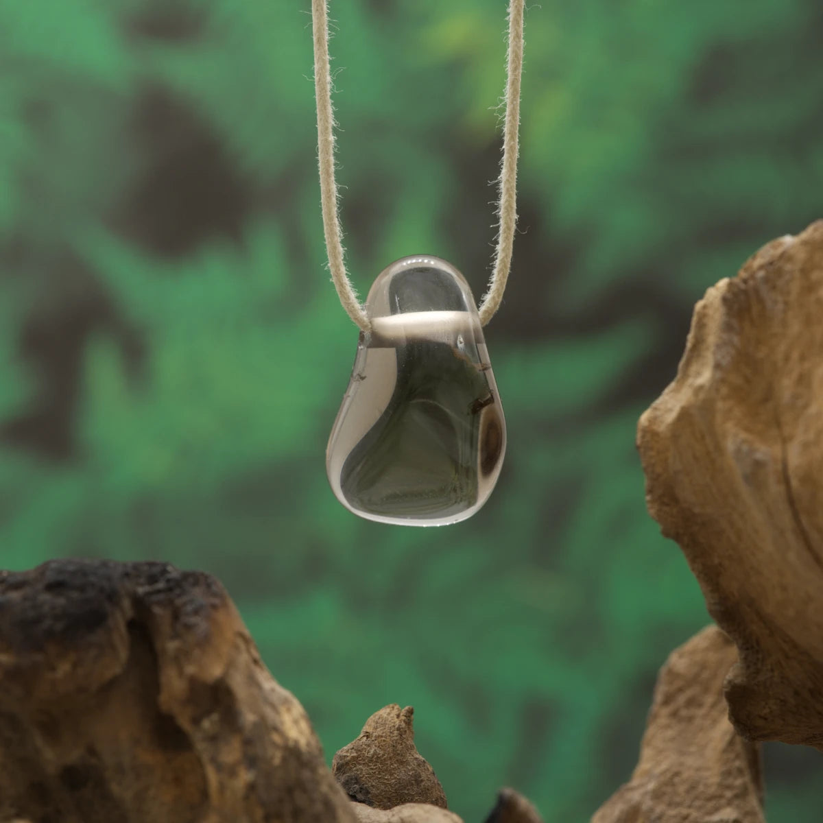 Klarbrauner Rauchquarz – Erdung, Schutz und emotionale Stabilität.