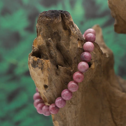 Edelstein-Armband aus 8 mm Rhodonit-Perlen – bringt emotionale Balance und Mitgefühl.