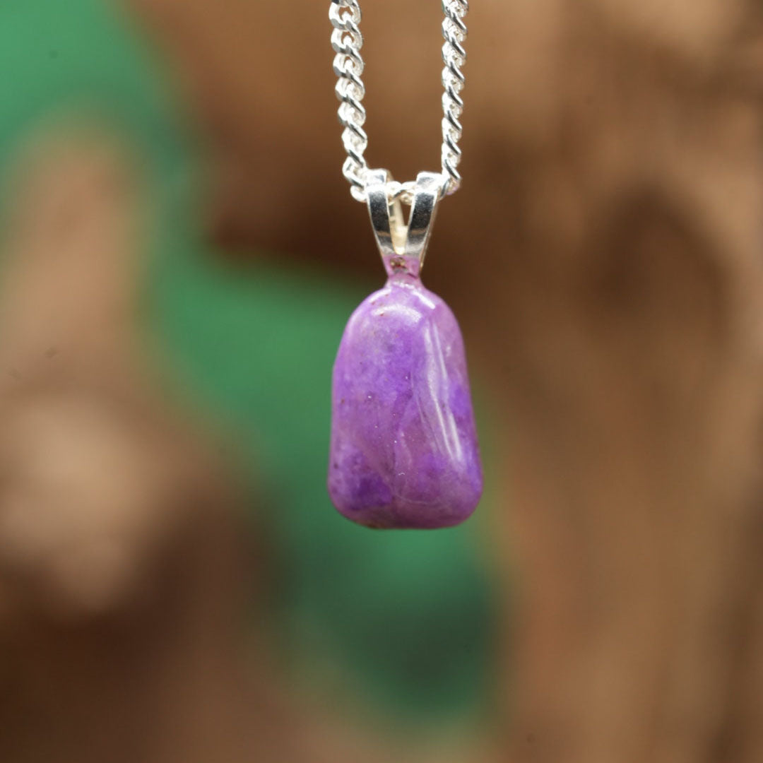 Sugilith 1A-Qual. Anhänger