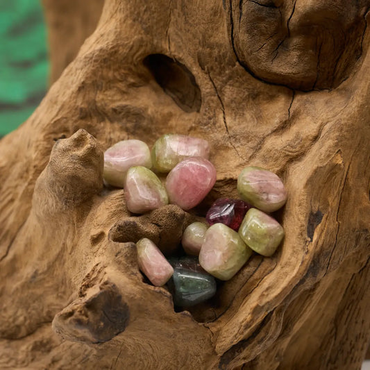 Grün-rosa Turmalin – fördert Liebe, Harmonie und emotionale Balance.