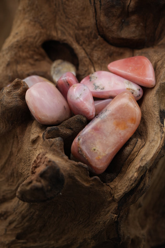 Opal Andenopal pink der Kategorie Trommelsteine