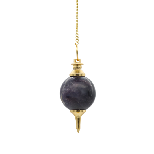 Amethyst-Kugel Pendel mit filigraner Kette – ideal für Energiearbeit, Meditation und Pendelübungen, jetzt online kaufen bei Calerris.