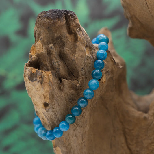Edelstein-Armband aus 6 mm blauem Apatit, 1A – motiviert und klärt den Geist.