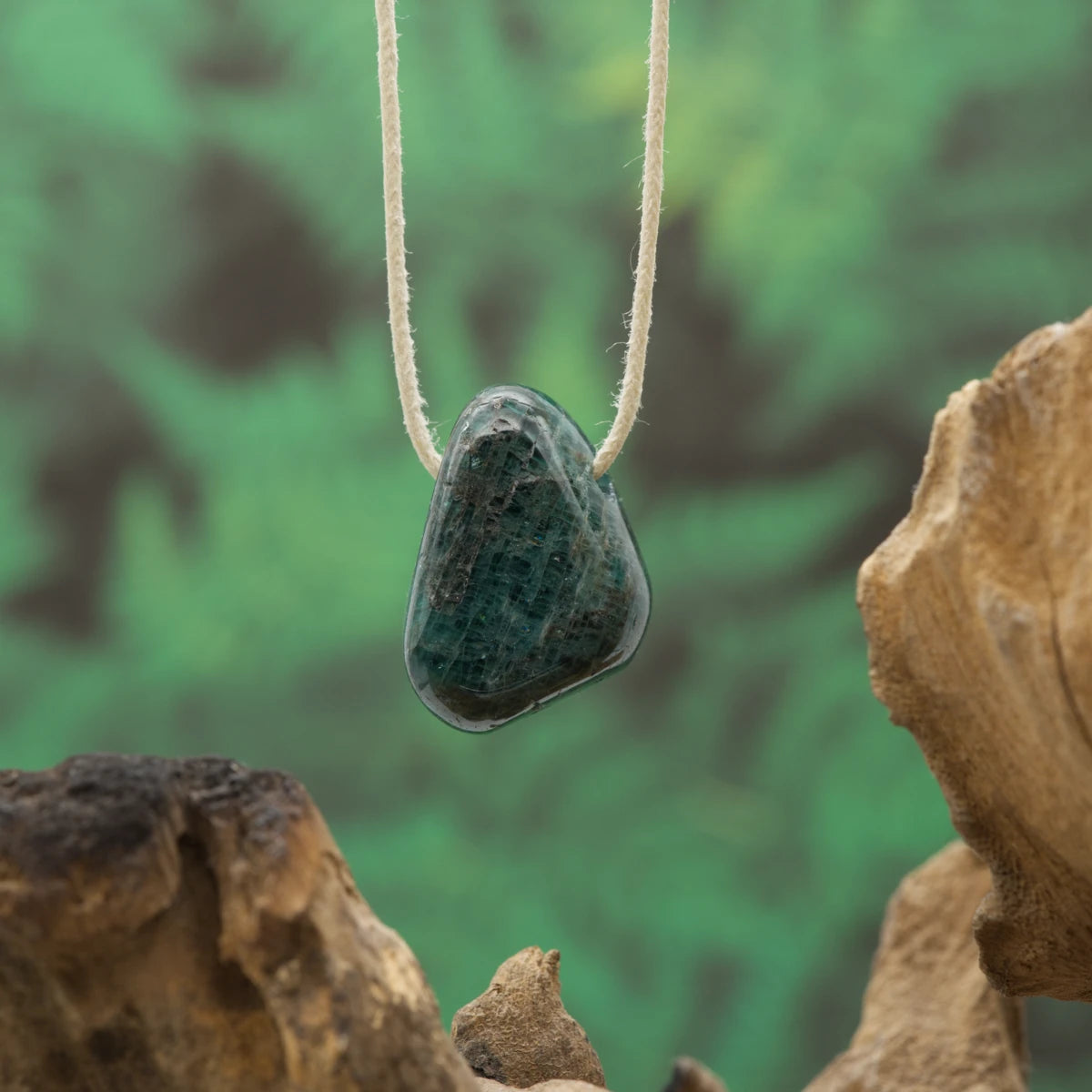 Grüner Apatit – Regeneration, Herzöffnung und Lebenskraft.