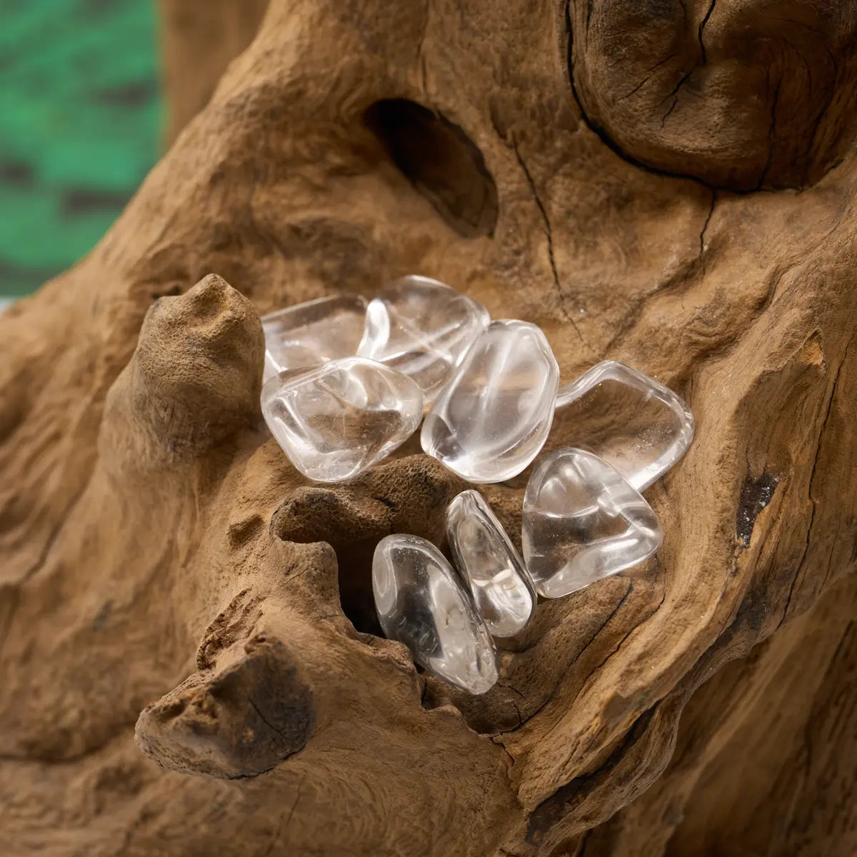 Klarer Bergkristall-Trommelstein – reinigt und stärkt Schwingung.