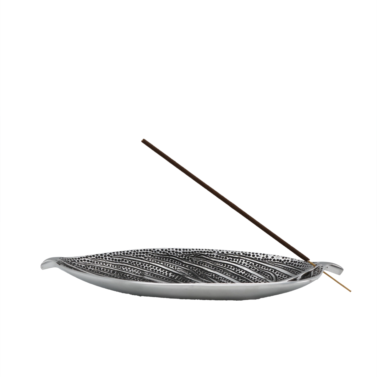 Räucherstäbchenhalter aus Weißmetall mit breitem Blattrelief – eleganter Halter mit großem Aschefang für sauberes und stilvolles Räuchern.