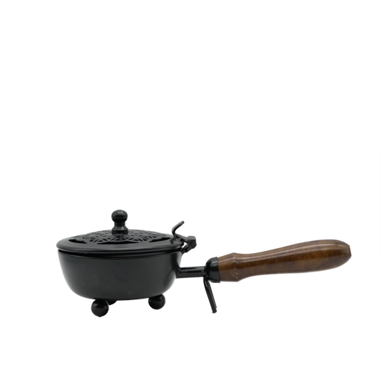 Räucherpfanne Blume des Lebens aus pulverbeschichtetem Eisen mit Holzgriff – ideal zum leichten Räuchern, online kaufen bei Calerris.