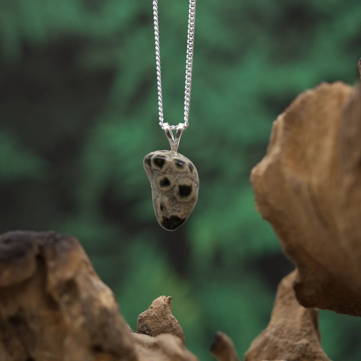 Chalcedon "Ozeanchalcedon" Anhänger mini in Gold & Silber