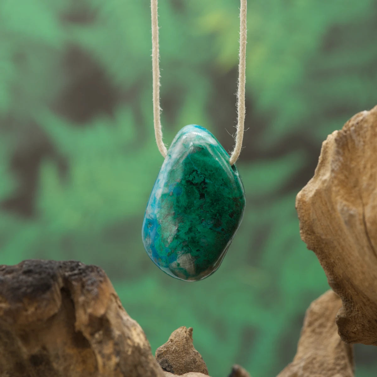 Türkisgrüner Chrysokoll – Herzensruhe, Wahrheit und Harmonie.