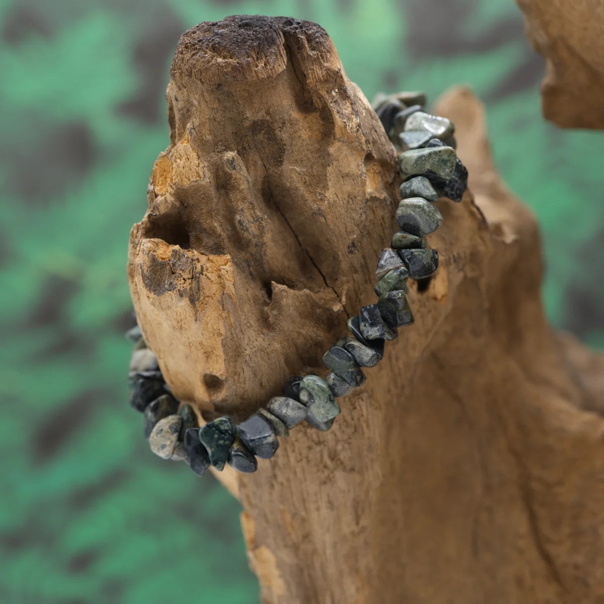 Splitterarmband aus Eldarit – erdet und bringt innere Ruhe.