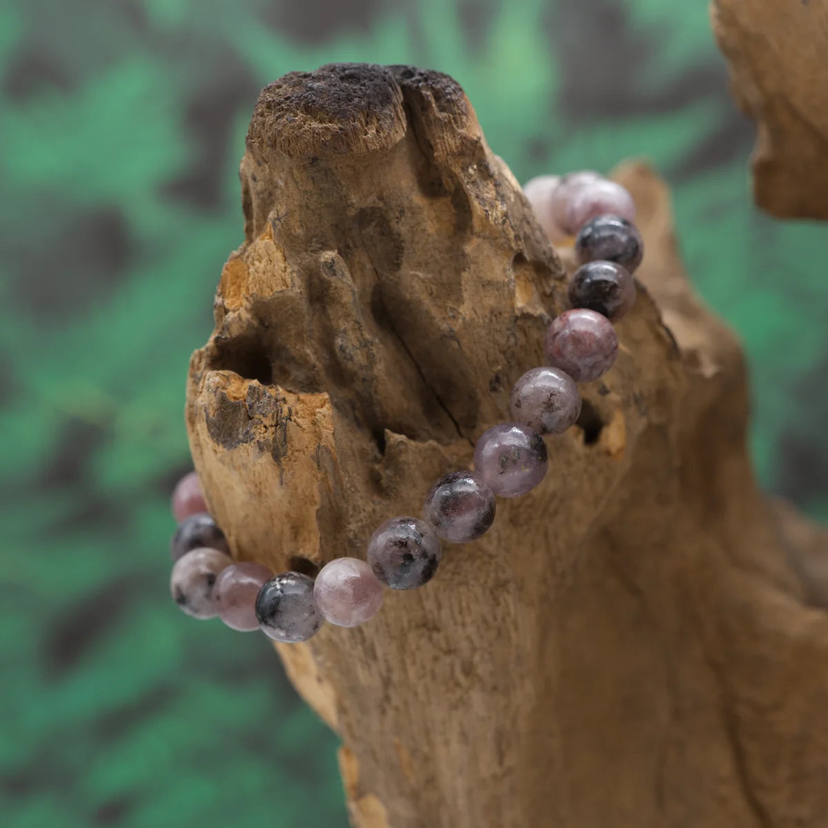 Edelstein-Armband aus 8 mm Erdbeerquarz-Perlen – fördert Liebe und Freude.