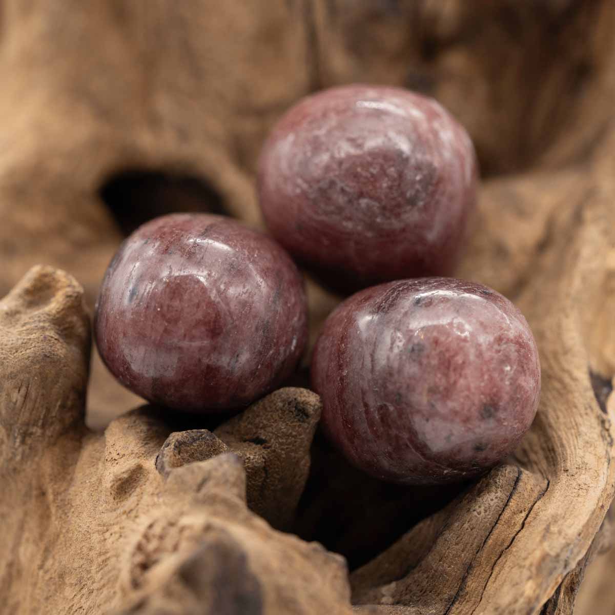 Erdbeerquarz Trommelstein