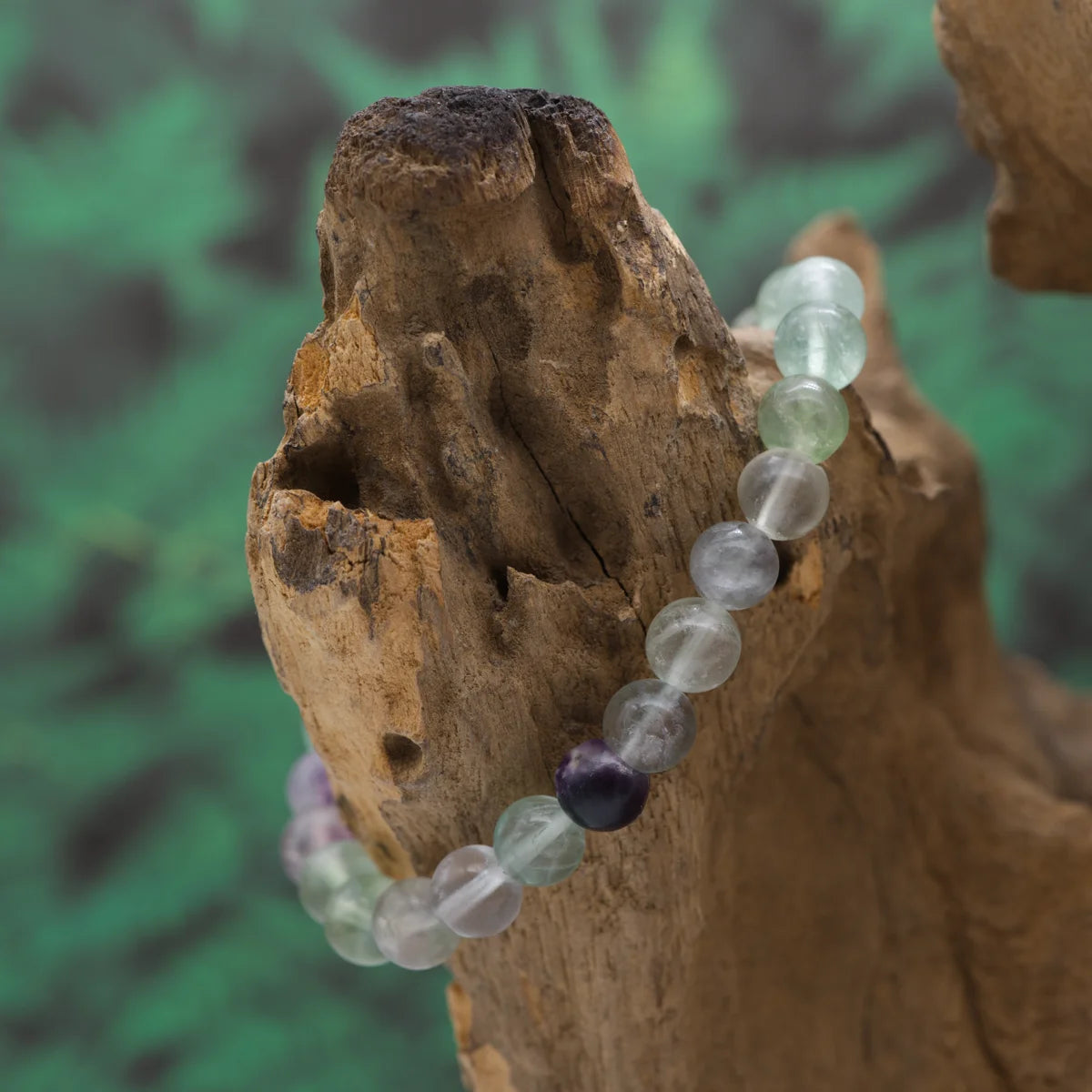 Edelstein-Armband aus 8 mm Fluorit-Perlen – bringt Klarheit und stärkt Fokus.