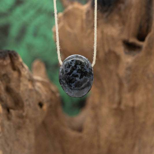 Gabbro "Mystic Merlinite" Anhänger gelocht