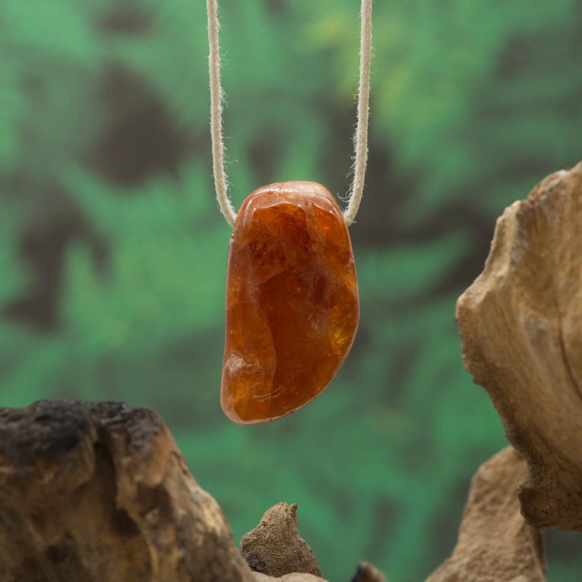 Oranger Hessonit-Granat – Kreativität, Lebensfreude und Zuversicht.