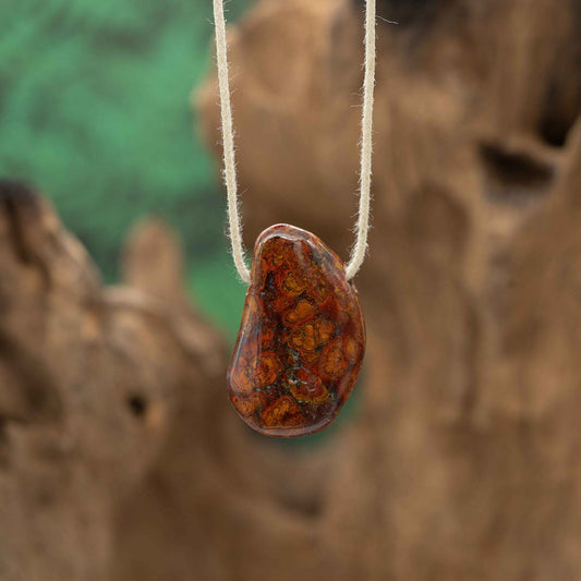 Jaspis Chalcedon "Universit" Anhänger gelocht