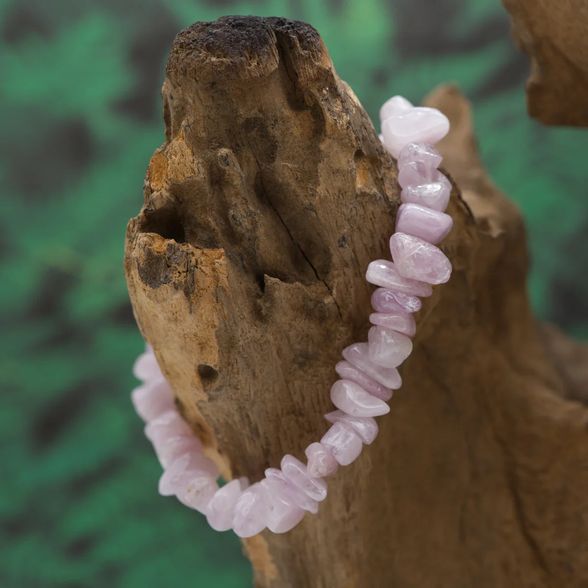 Splitterarmband aus zartrosa Kunzit – öffnet das Herz und bringt Frieden.
