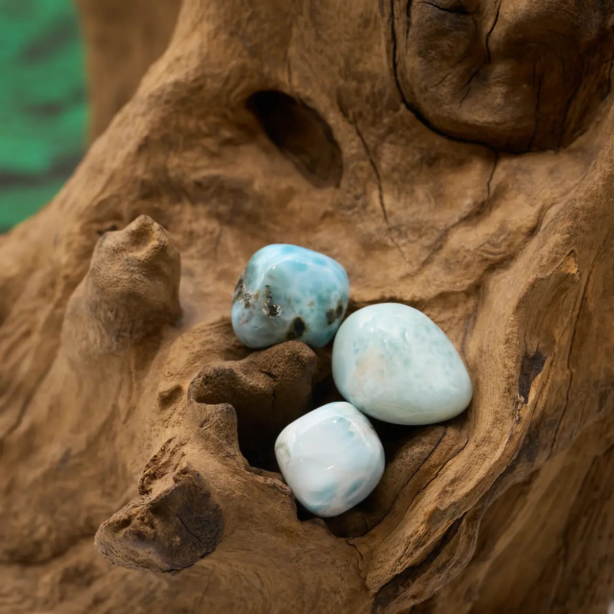 Himmelblau und sanft – beruhigt Emotionen und verbindet mit innerem Frieden.