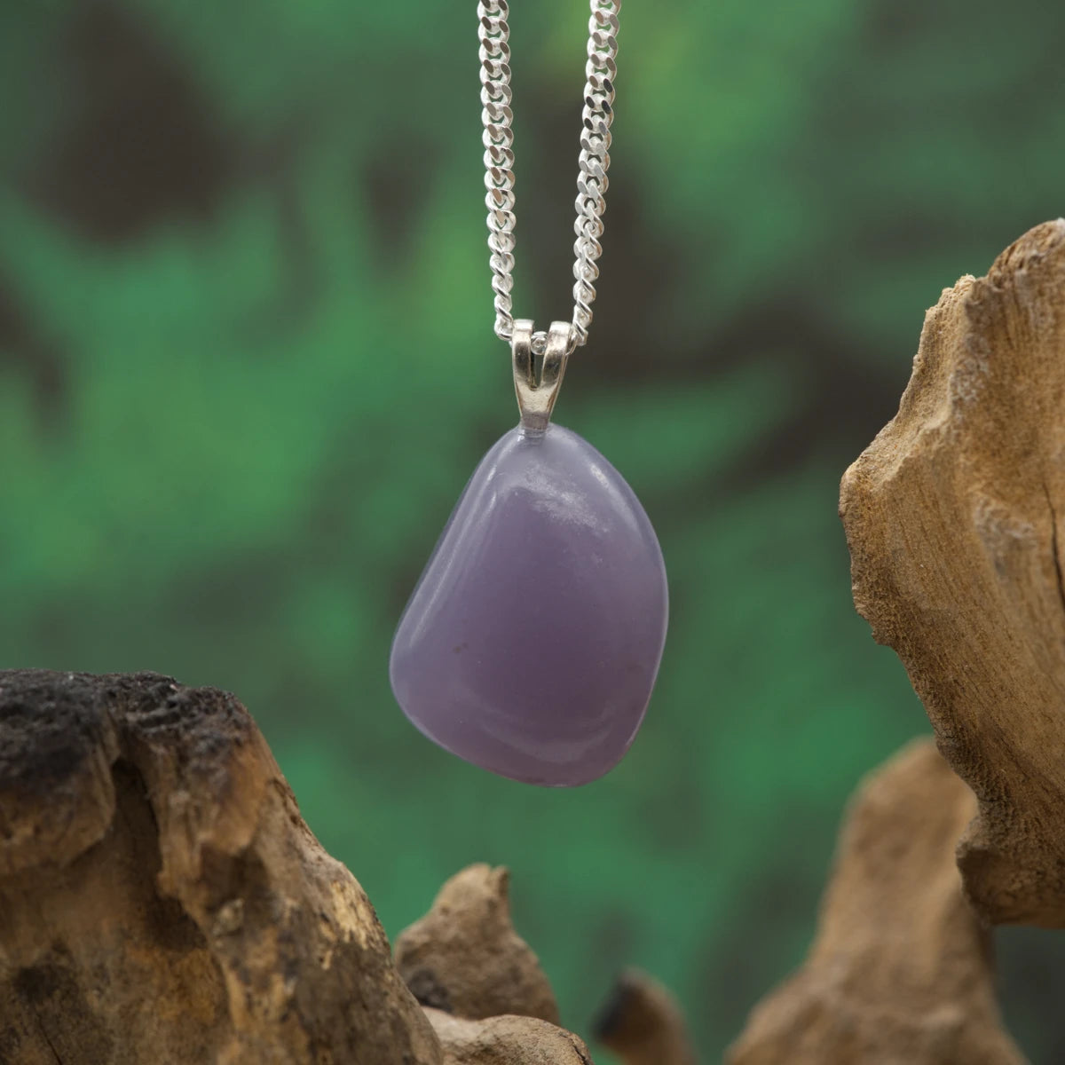 Blauvioletter Lepidolith – Lithium-Mineral für Entstressung, Ruhe und Ausgleich.