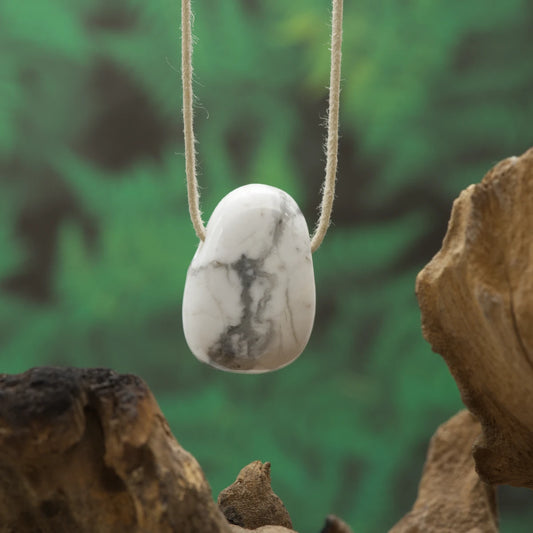 Weißer Magnesit – Gelassenheit, Stressabbau und geistige Klarheit.