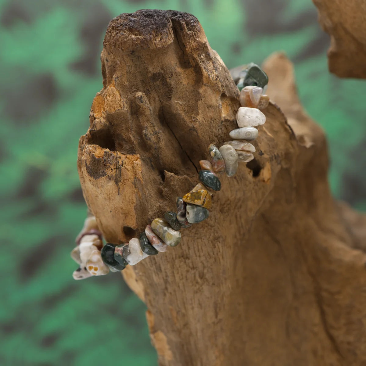Splitterarmband aus Oceanjaspis – unterstützt Ruhe und emotionale Heilung.