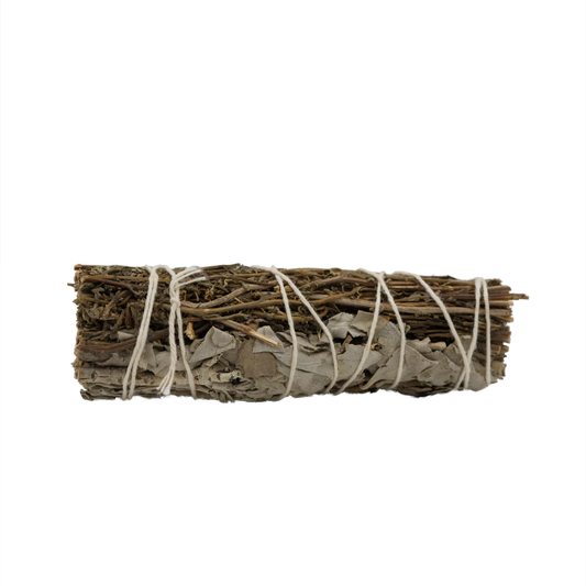 Räucherbündel aus weißem Salbei und Beifuß, etwa 10 cm lang – zur energetischen Reinigung, Erdung und zum Schutz.