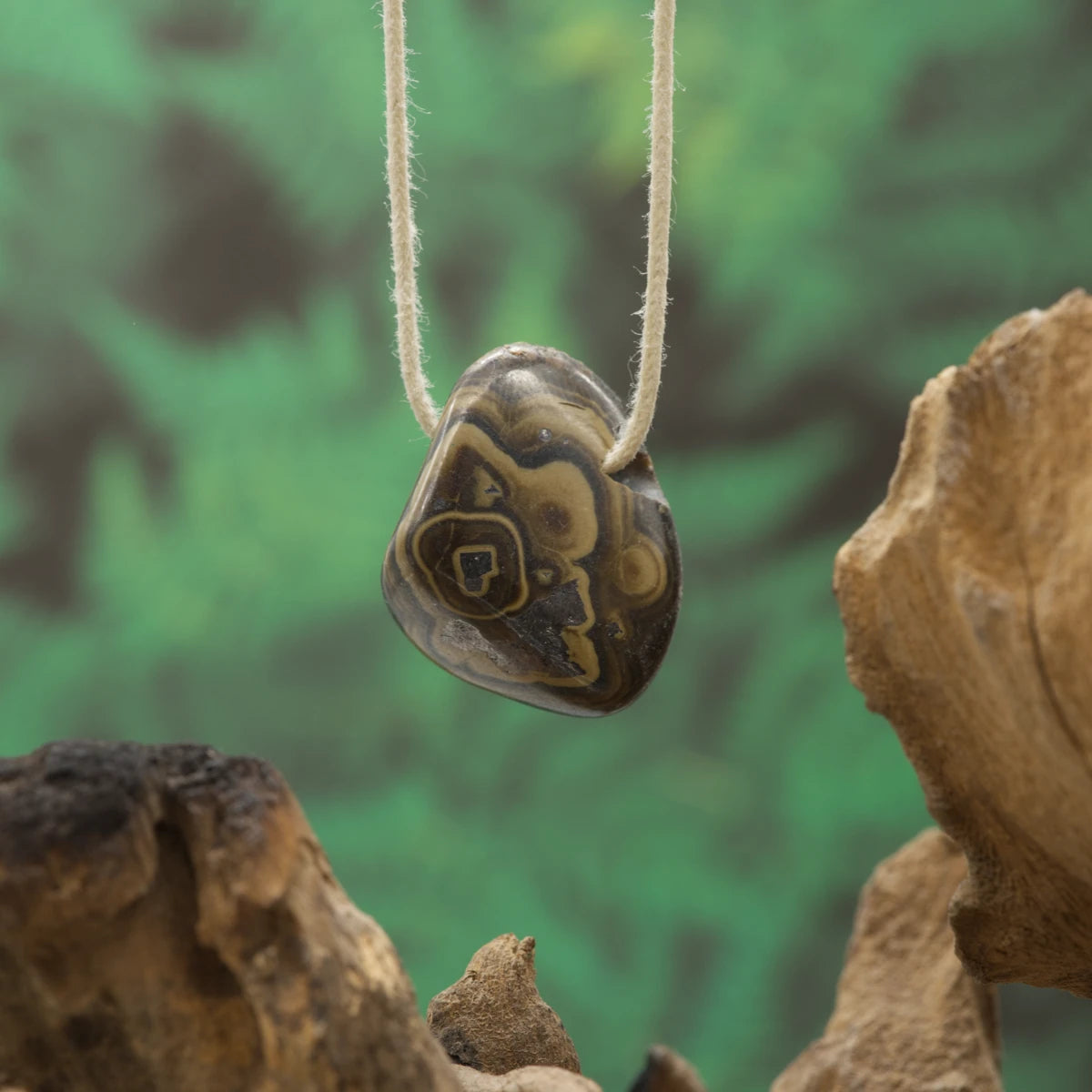 Gebänderte Schalenblende – Schutz, Stabilität und Ausgleich.