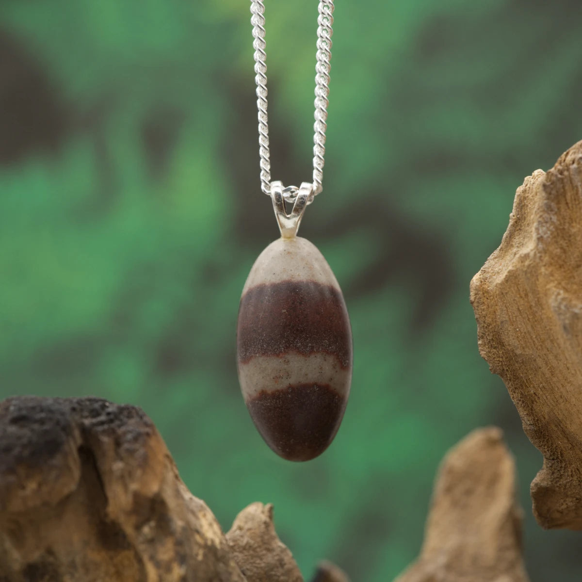 Shiva-Lingam Stein – Harmonie, Lebensenergie und heilige Balance.