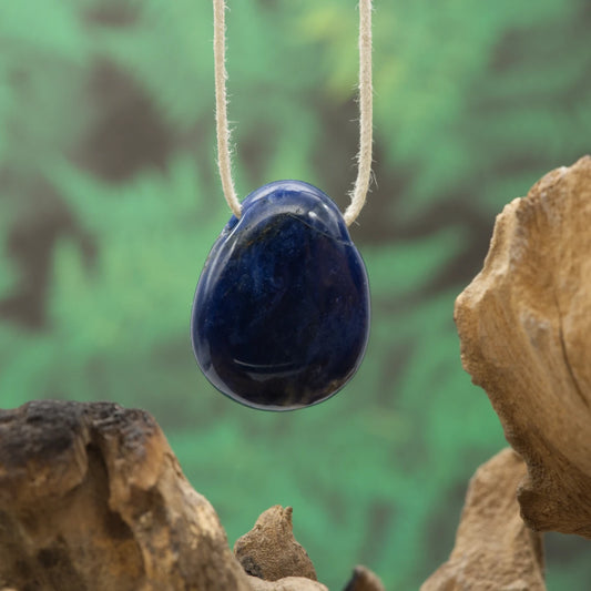 Blauer Sodalith – Logik, Intuition und klare Kommunikation.