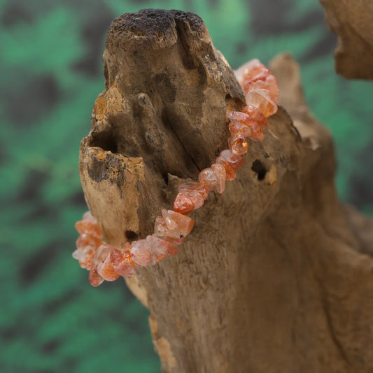 Splitterarmband aus funkelndem Sonnenstein – stärkt Lebensfreude und Selbstvertrauen.