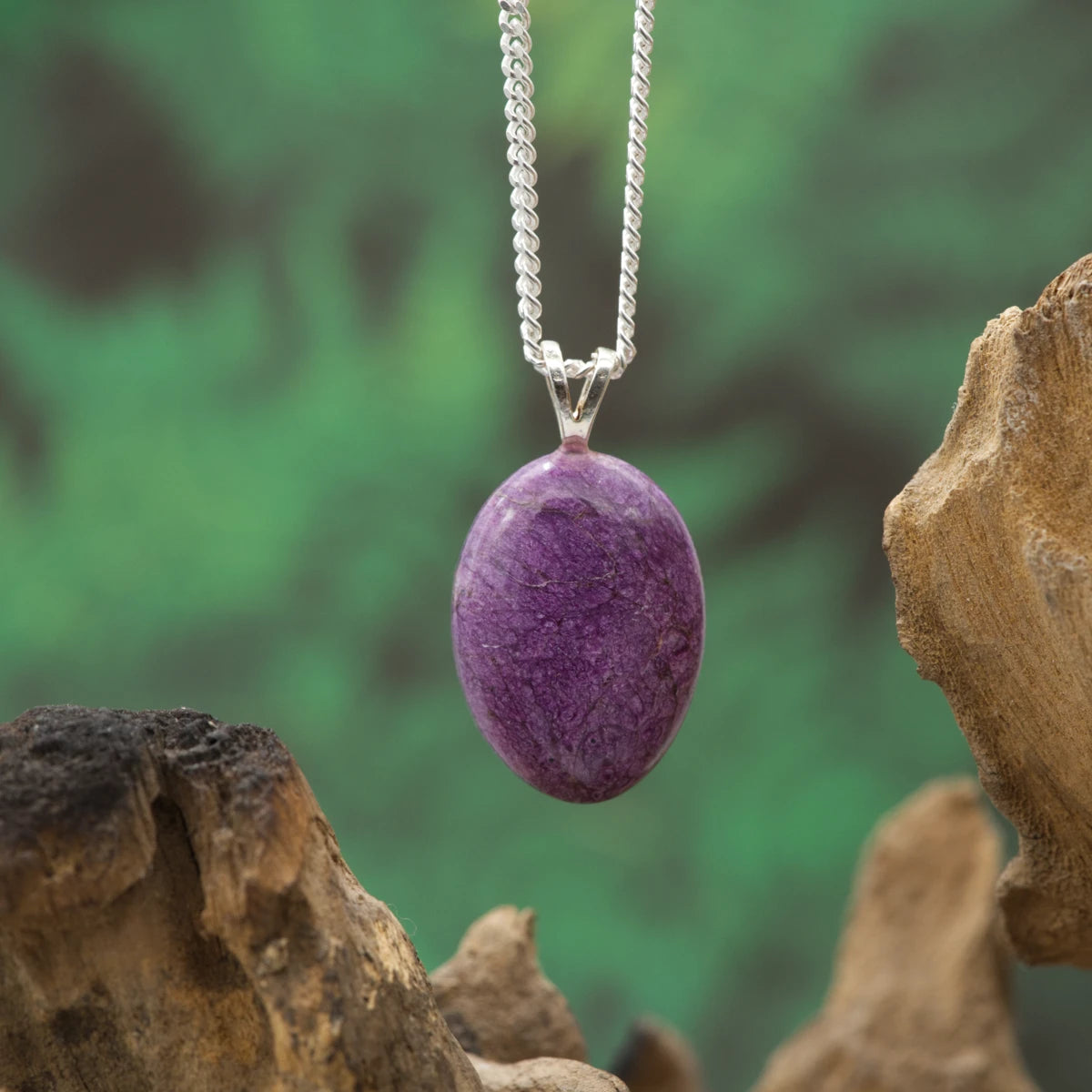 Violett-grüner Stichtit – Herzheilung, Mitgefühl und Balance.