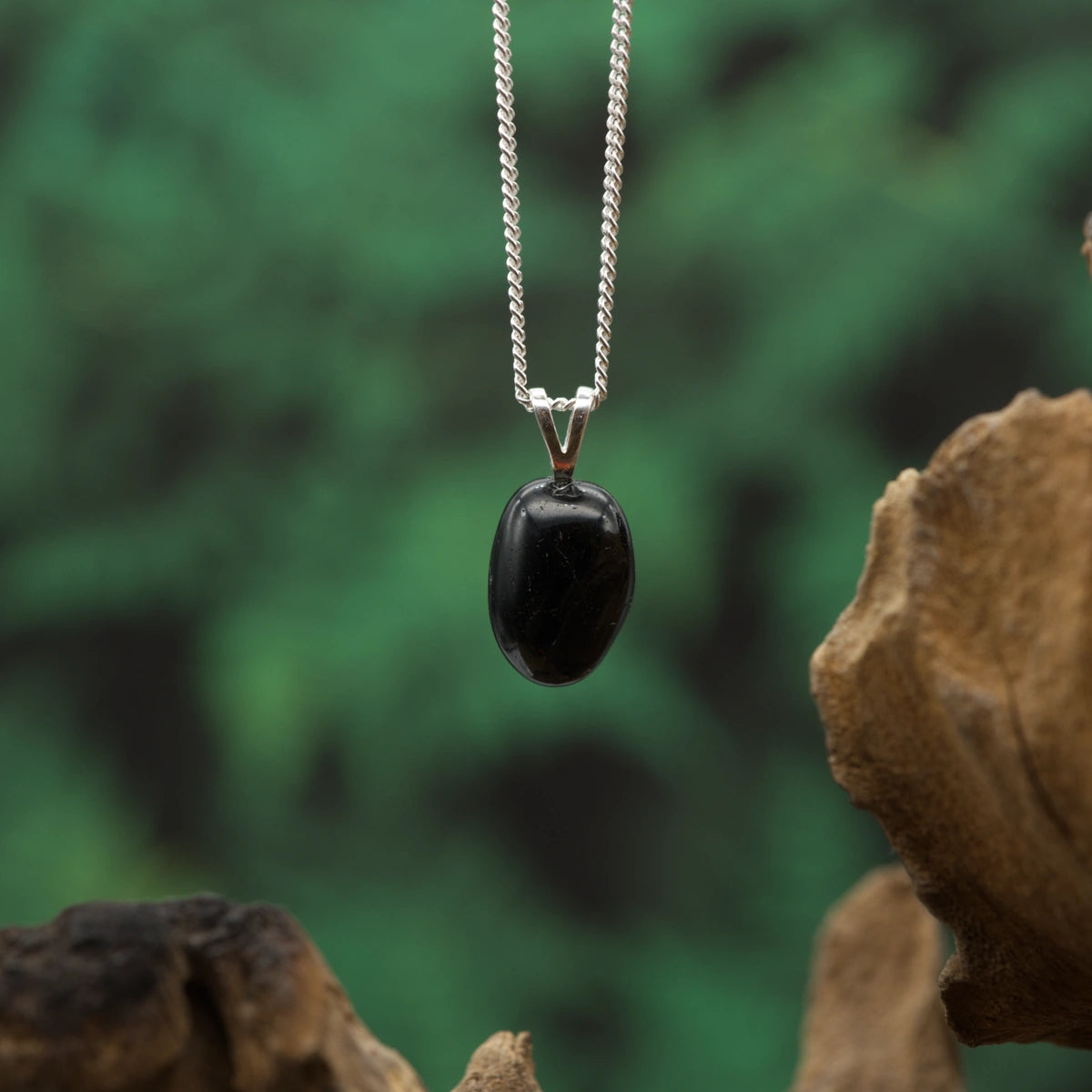 Turmalin schwarz "Schörl" Anhänger mini in Gold & Silber